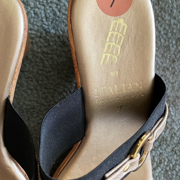 EEEE by Italian Shoemaker Slide Sandals - Picture 4 of 6